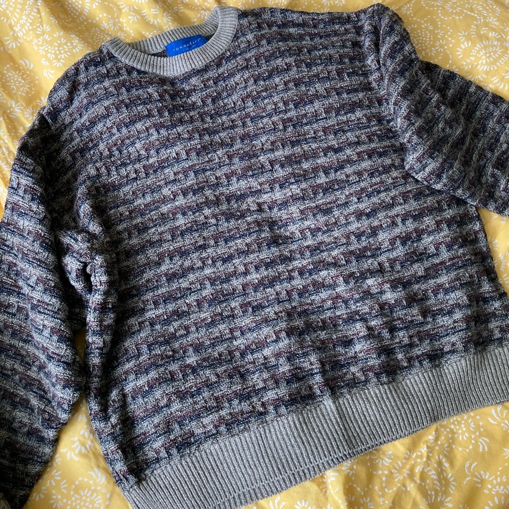 Vintage knit sweater